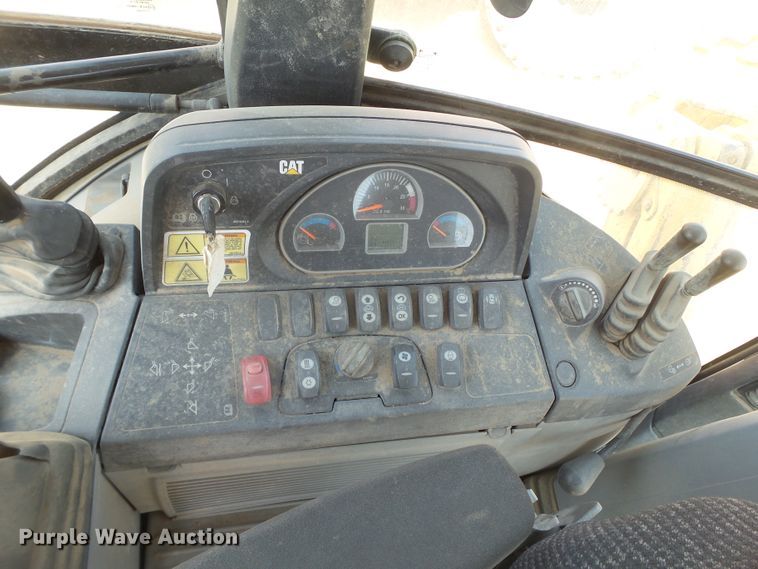 image for item DI0749 2012 Caterpillar 420F backhoe