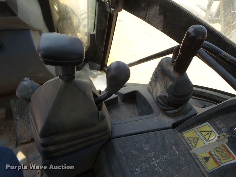 image for item DI0749 2012 Caterpillar 420F backhoe