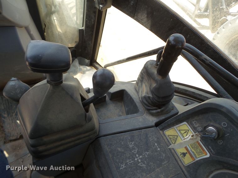 image for item DI0749 2012 Caterpillar 420F backhoe