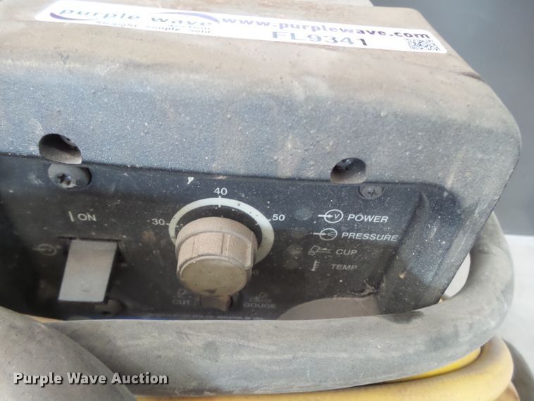 image for item FL9341 Miller Spectrum 875 plasma cutter