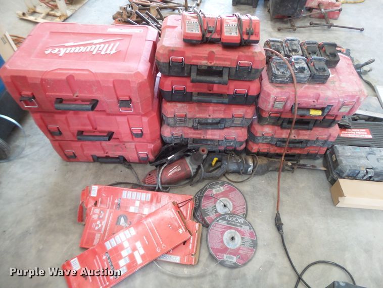 image for item FL9342 Milwaukee tools