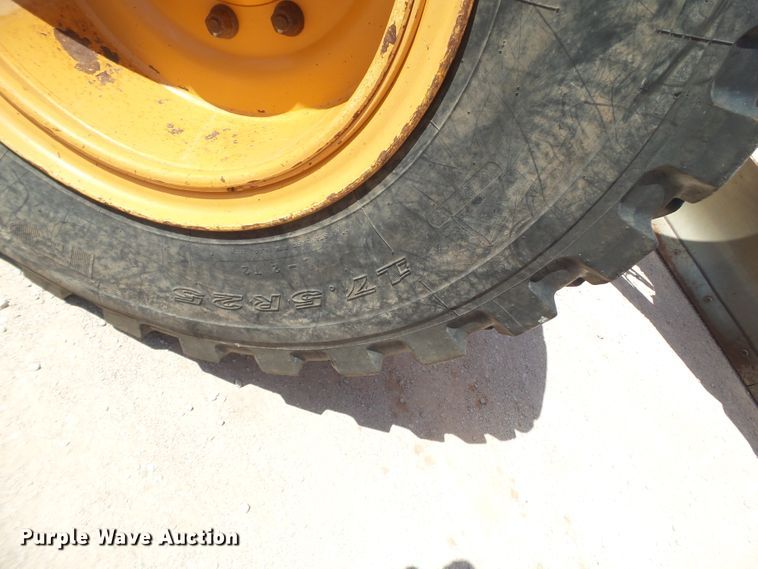 image for item FL9349 2011 Case 865B motor grader