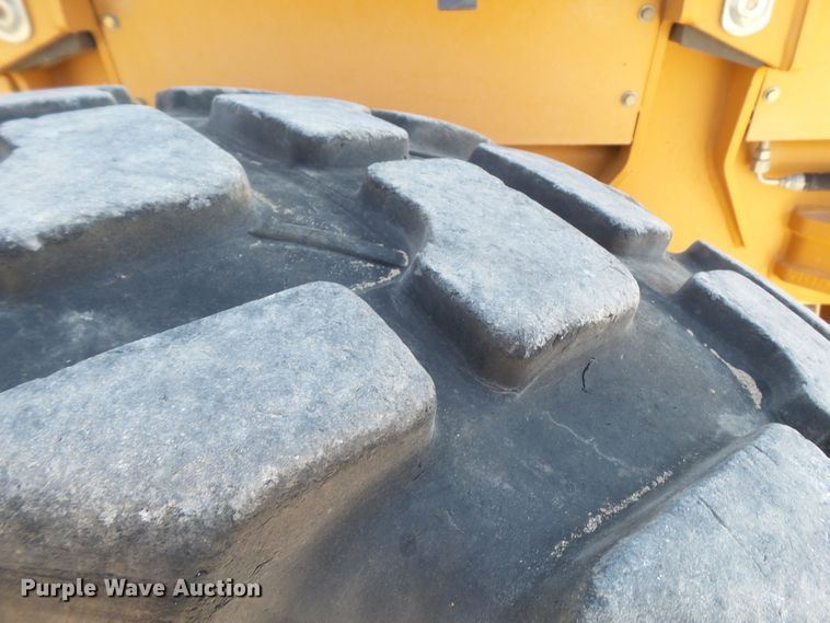 image for item FL9349 2011 Case 865B motor grader