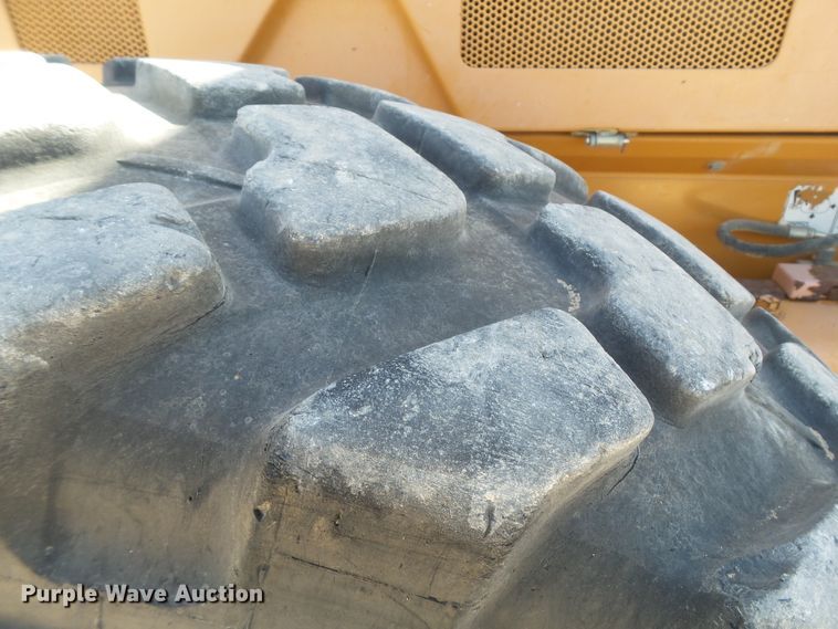 image for item FL9349 2011 Case 865B motor grader