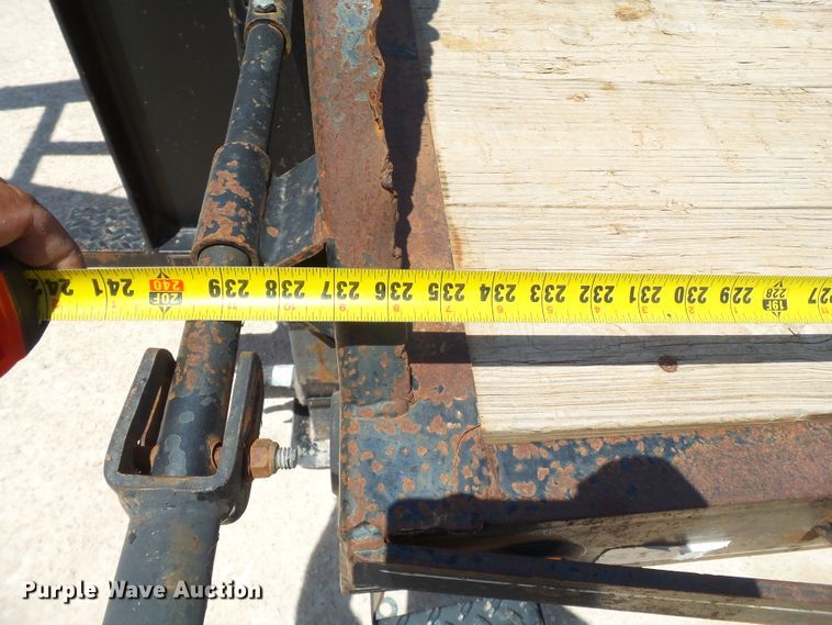 image for item FL9350 2012 Lamar equipment trailer