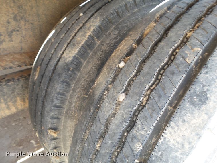 image for item FL9350 2012 Lamar equipment trailer