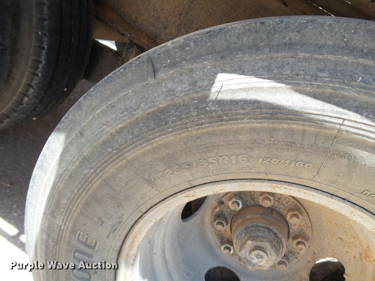 image for item FL9350 2012 Lamar equipment trailer