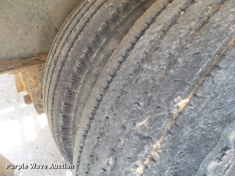 image for item FL9350 2012 Lamar equipment trailer