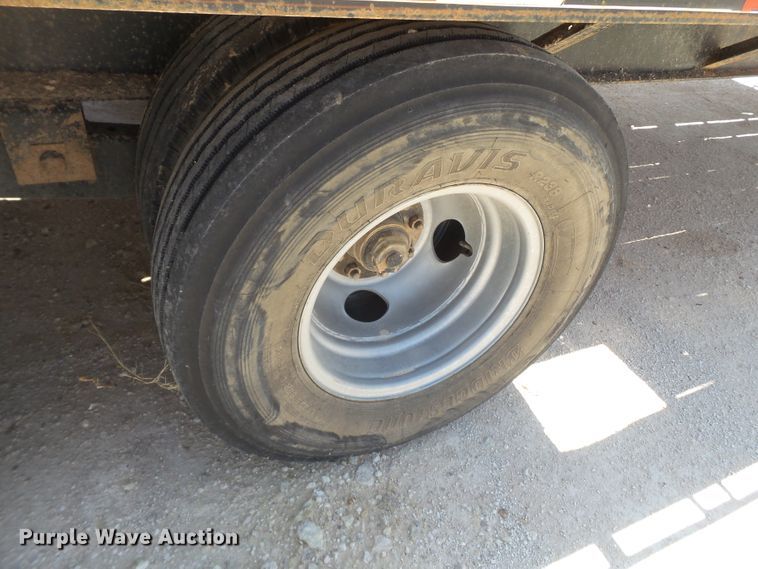 image for item FL9350 2012 Lamar equipment trailer