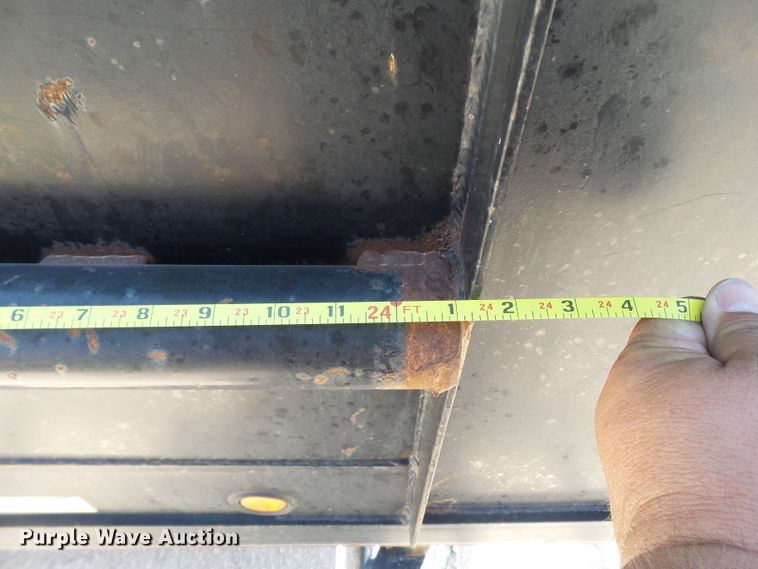 image for item FL9353 2011 Lamar equipment trailer