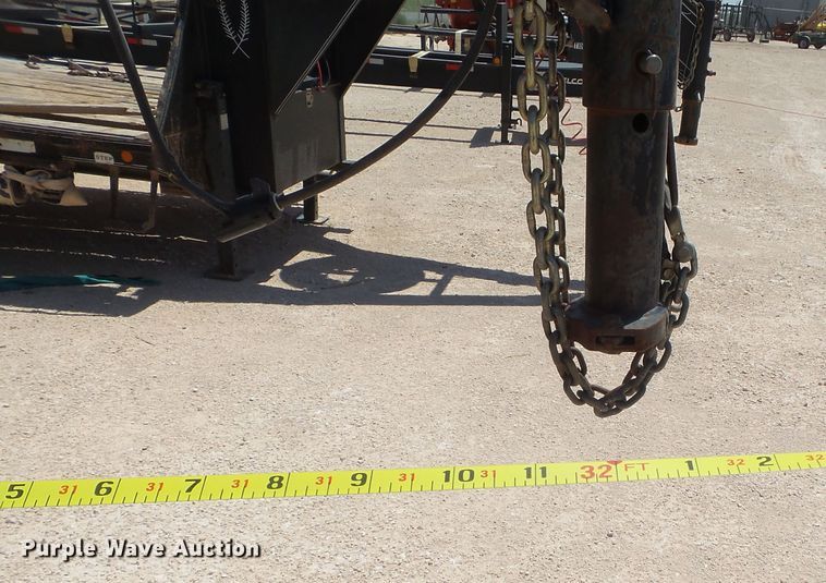 image for item FL9353 2011 Lamar equipment trailer