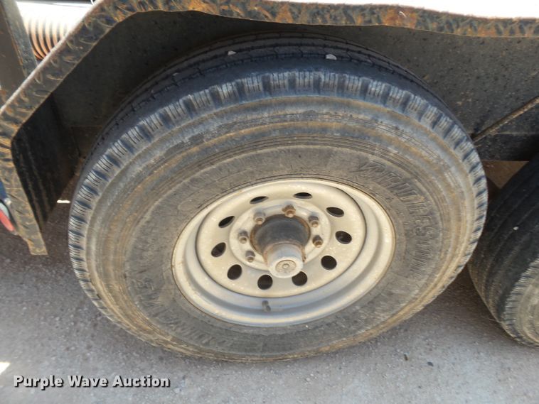 image for item FL9353 2011 Lamar equipment trailer