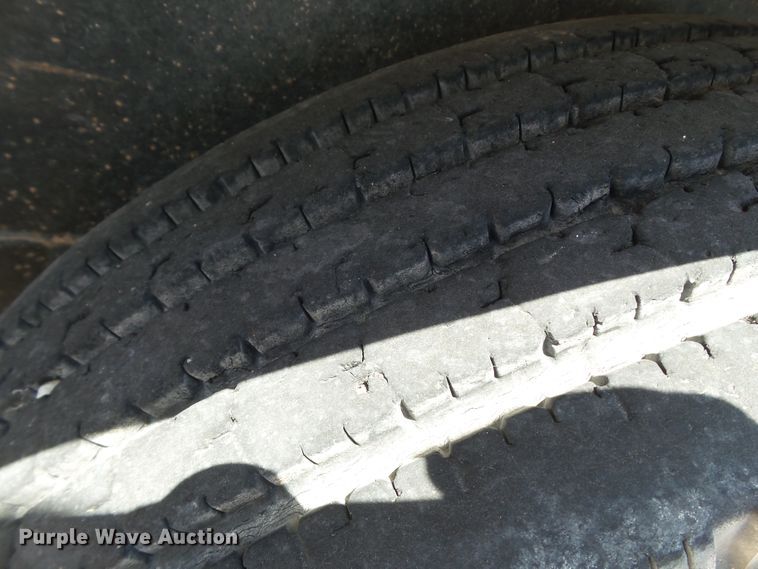 image for item FL9353 2011 Lamar equipment trailer