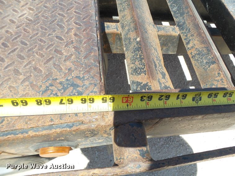 image for item FL9354 2013 Lamar equipment trailer