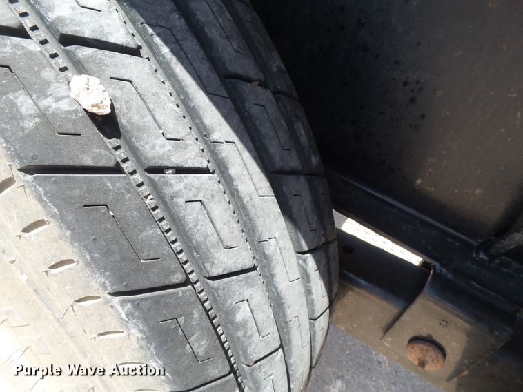 image for item FL9355 2018 Delco pipe trailer