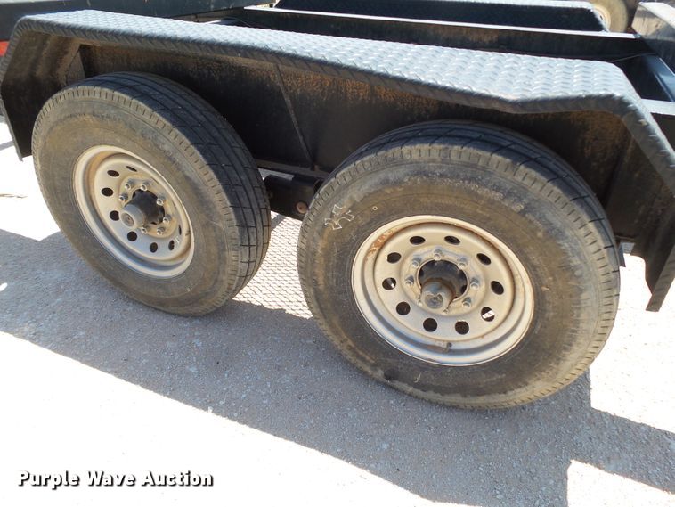 image for item FL9355 2018 Delco pipe trailer