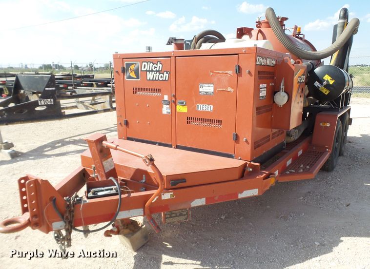 image for item FL9357 2017 Ditch Witch FX30 vacuum excavator