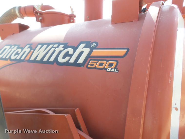 image for item FL9357 2017 Ditch Witch FX30 vacuum excavator
