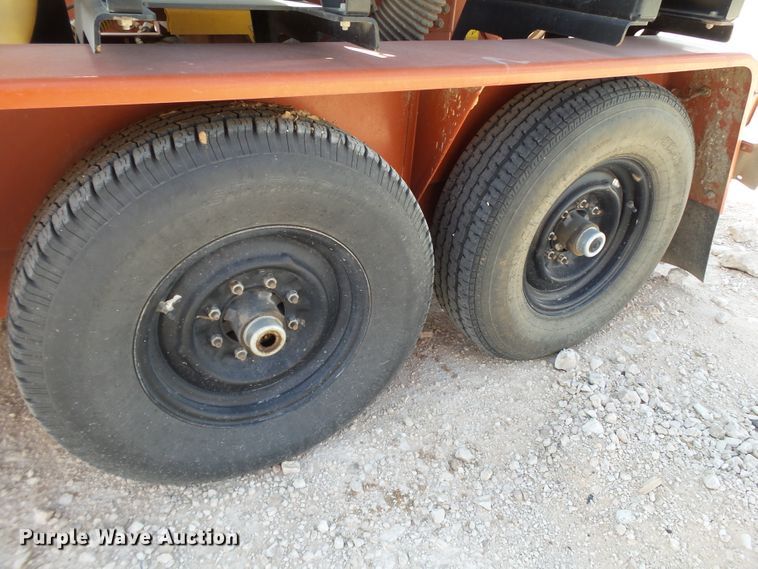 image for item FL9357 2017 Ditch Witch FX30 vacuum excavator