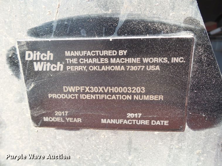 image for item FL9357 2017 Ditch Witch FX30 vacuum excavator