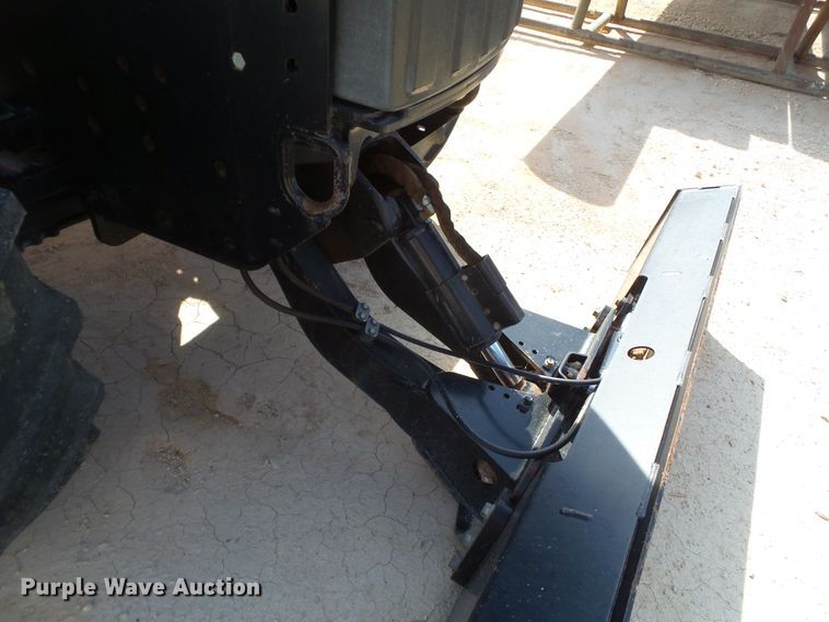 image for item FL9367 2014 Ditch Witch RT100 trencher