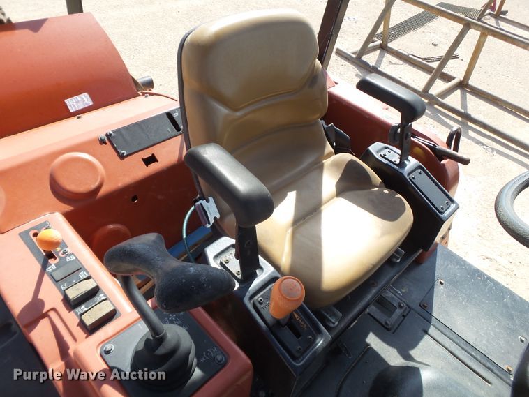 image for item FL9367 2014 Ditch Witch RT100 trencher