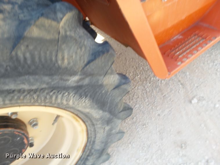 image for item FL9367 2014 Ditch Witch RT100 trencher