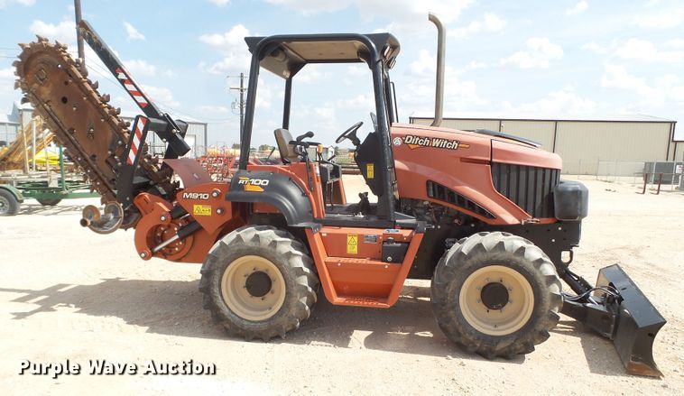 image for item FL9368 2015 Ditch Witch RT100 trencher