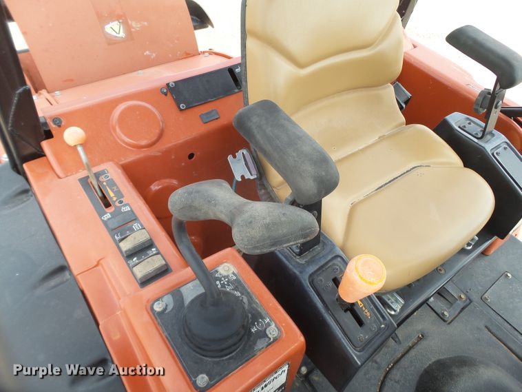 image for item FL9368 2015 Ditch Witch RT100 trencher