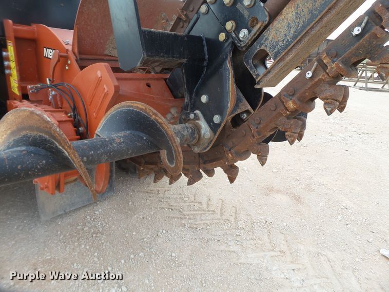 image for item FL9368 2015 Ditch Witch RT100 trencher