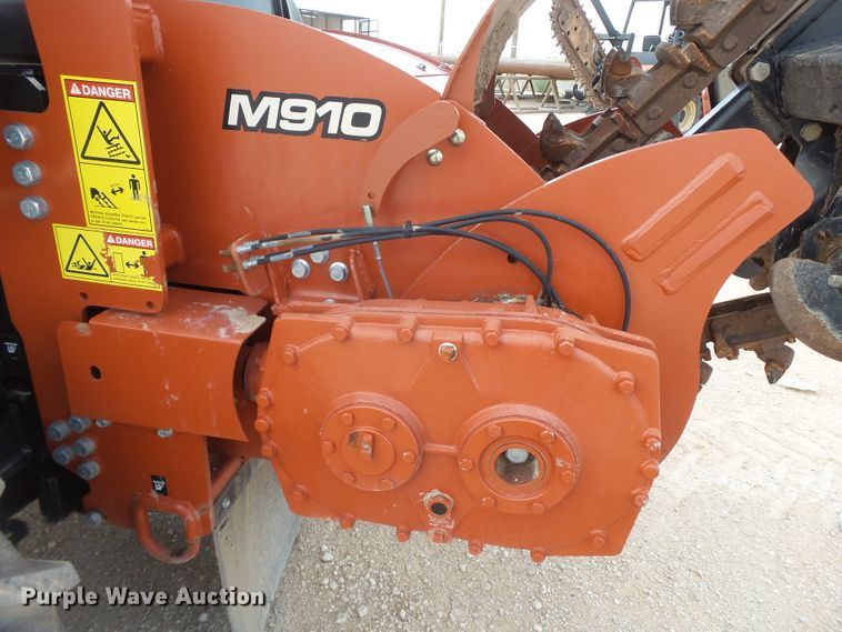 image for item FL9368 2015 Ditch Witch RT100 trencher