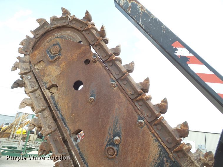 image for item FL9368 2015 Ditch Witch RT100 trencher