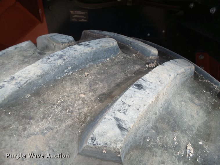 image for item FL9368 2015 Ditch Witch RT100 trencher