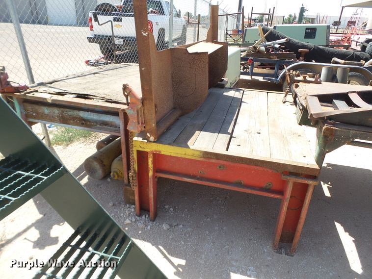 image for item FL9375 Tools