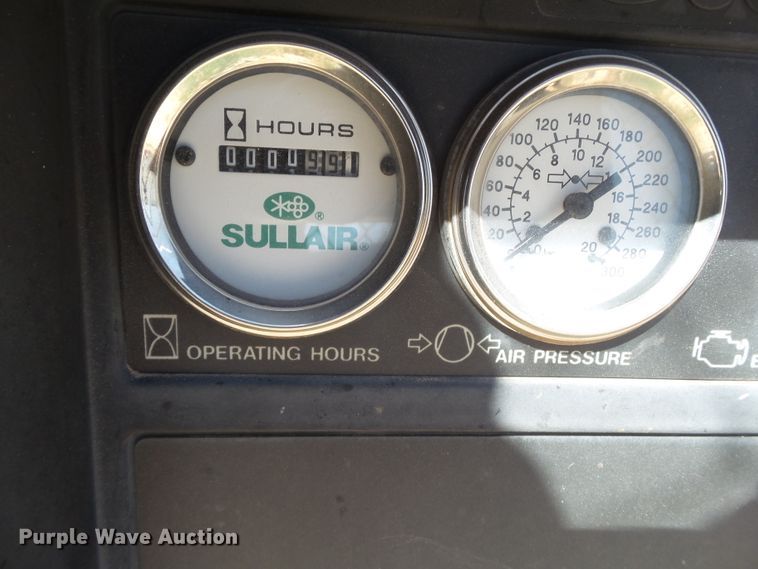 image for item FL9377 Sullair 185 air compressor