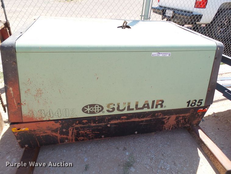 image for item FL9377 Sullair 185 air compressor