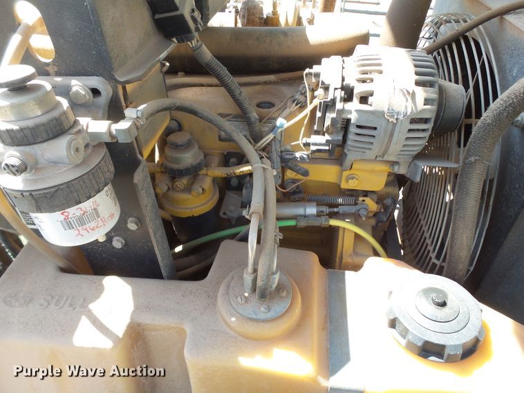 image for item FL9381 Sullair 185 air compressor