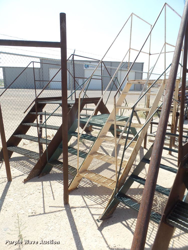 image for item FL9382 Building materials