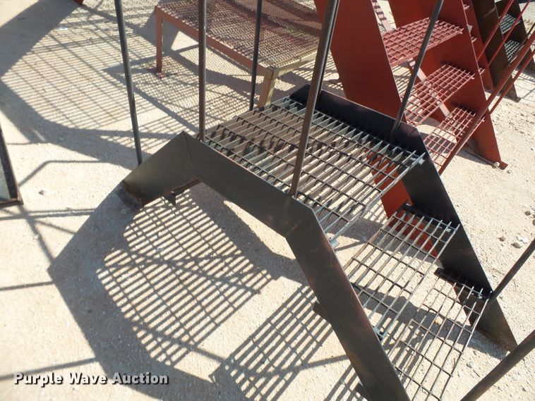 image for item FL9382 Building materials