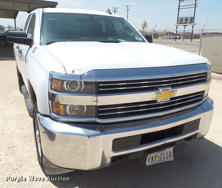 image for item FL9386 2015 Chevrolet Silverado 2500 Double Cab pickup truck