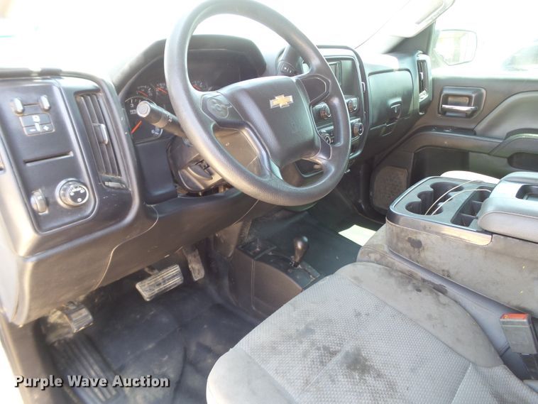 image for item FL9386 2015 Chevrolet Silverado 2500 Double Cab pickup truck