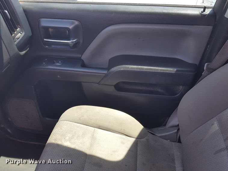 image for item FL9386 2015 Chevrolet Silverado 2500 Double Cab pickup truck