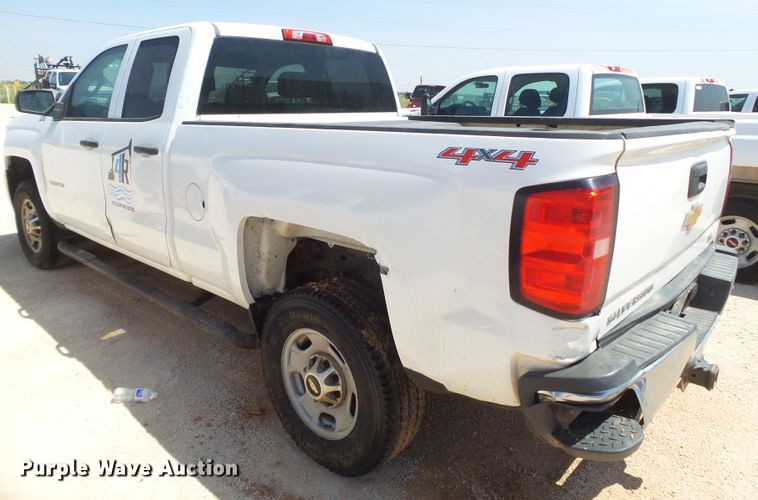 image for item FL9387 2015 Chevrolet Silverado 2500 Double Cab pickup truck