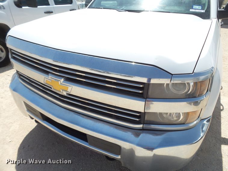 image for item FL9387 2015 Chevrolet Silverado 2500 Double Cab pickup truck