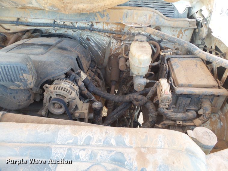 image for item FL9387 2015 Chevrolet Silverado 2500 Double Cab pickup truck