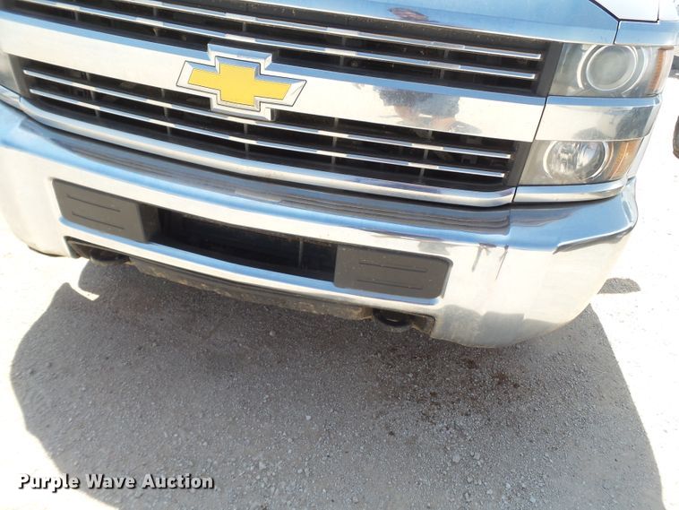 image for item FL9387 2015 Chevrolet Silverado 2500 Double Cab pickup truck