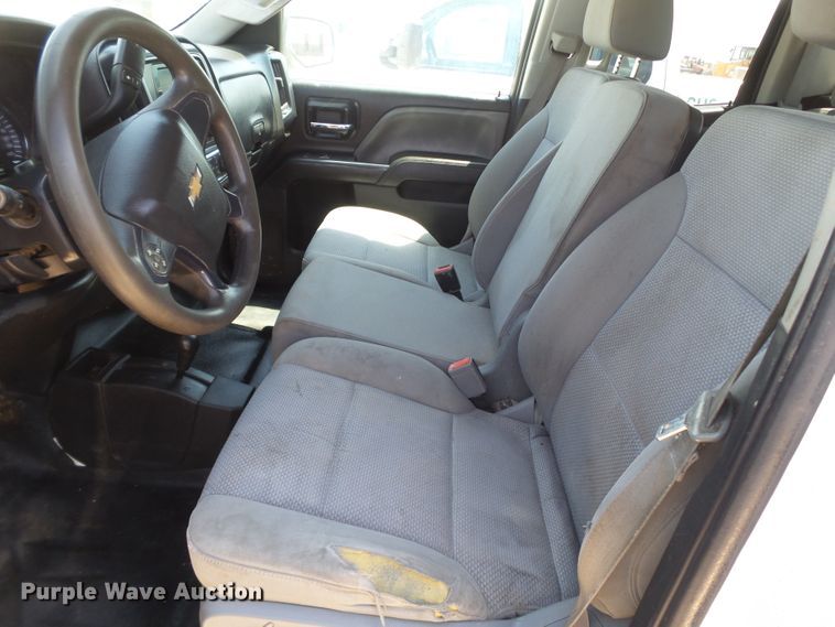 image for item FL9387 2015 Chevrolet Silverado 2500 Double Cab pickup truck