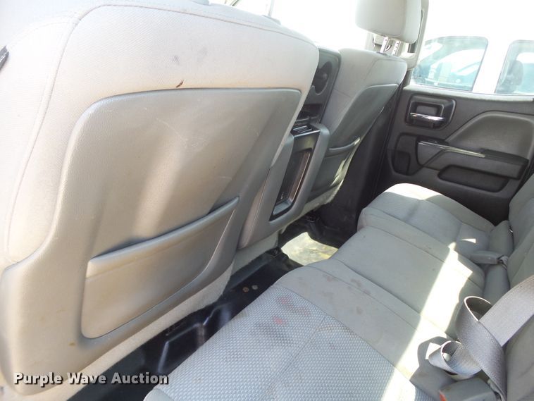 image for item FL9387 2015 Chevrolet Silverado 2500 Double Cab pickup truck