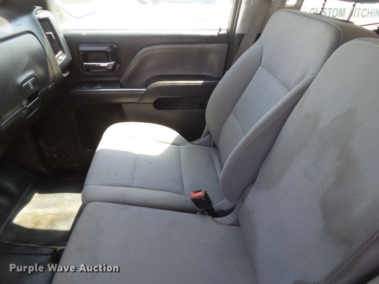 image for item FL9387 2015 Chevrolet Silverado 2500 Double Cab pickup truck