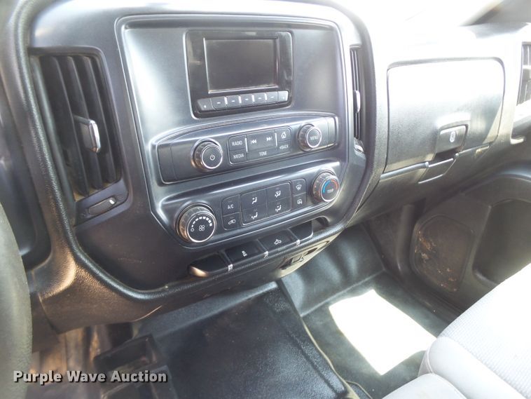 image for item FL9387 2015 Chevrolet Silverado 2500 Double Cab pickup truck